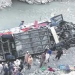 পাকিস্তানে বাস খাদে পড়ে নিহত ৪০, আহত ৮