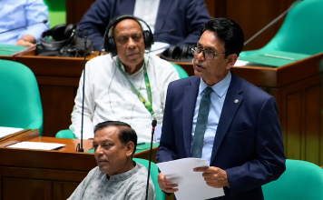 বন্যার মধ্যেও এইচএসসি পরীক্ষা: পেছানো হয়নি কেন, জানালেন শিক্ষামন্ত্রী